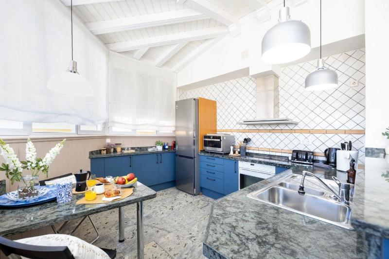 ChezmoiHomes Penthouse Boutique with terrace - image 15