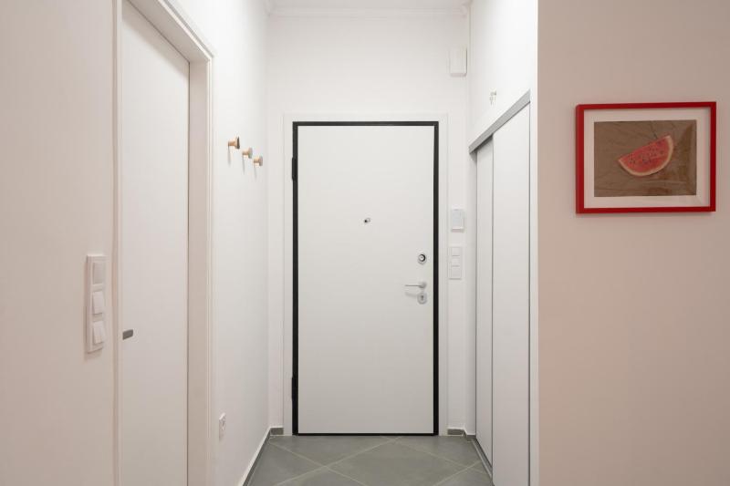 1BR Next to Metro Modern Comfort - image 16