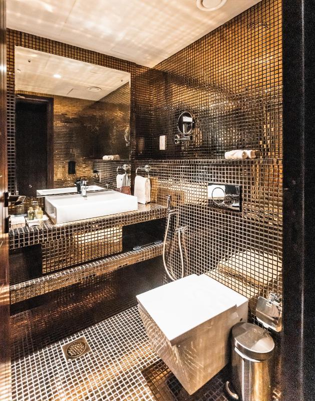 Premium Level Luxury with Private Bar image 1