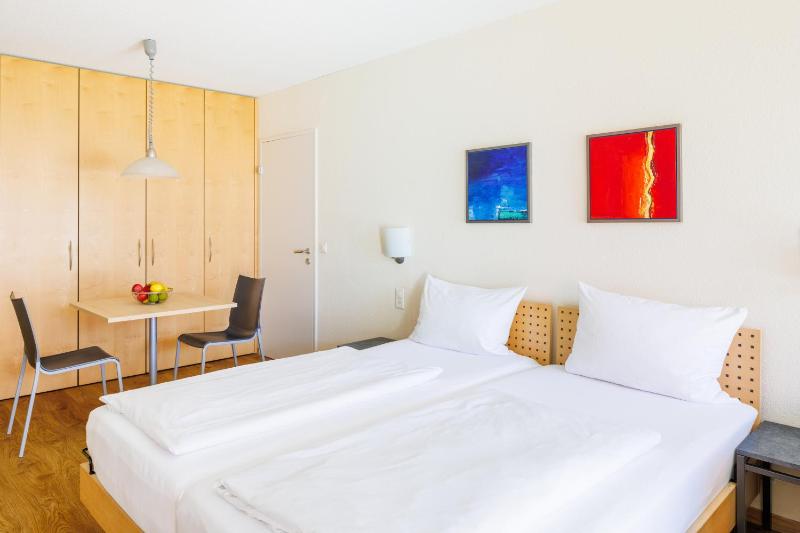 Apartment image 4