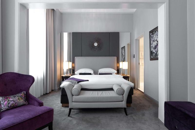 Grand Deluxe Double Room image 1