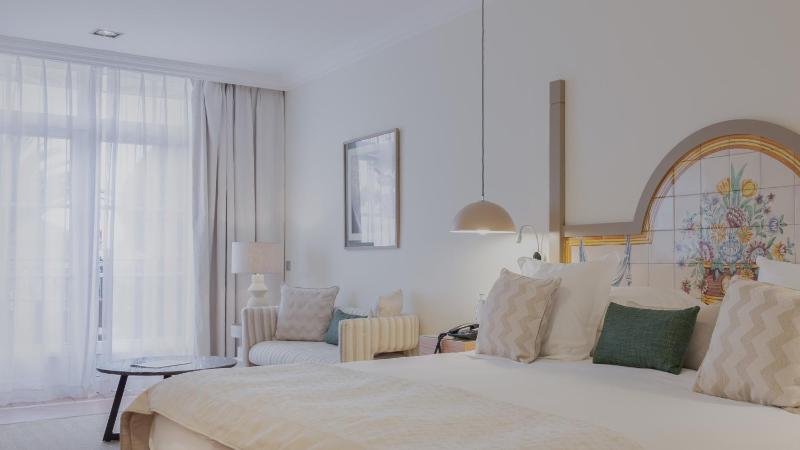 Double Room Sea View (2 Adults + 1 Child) image 3