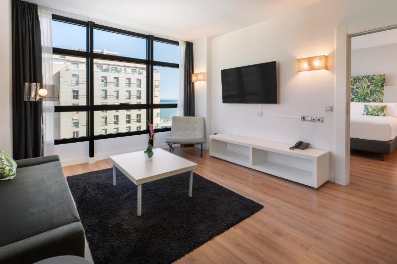 Junior Suite image 4