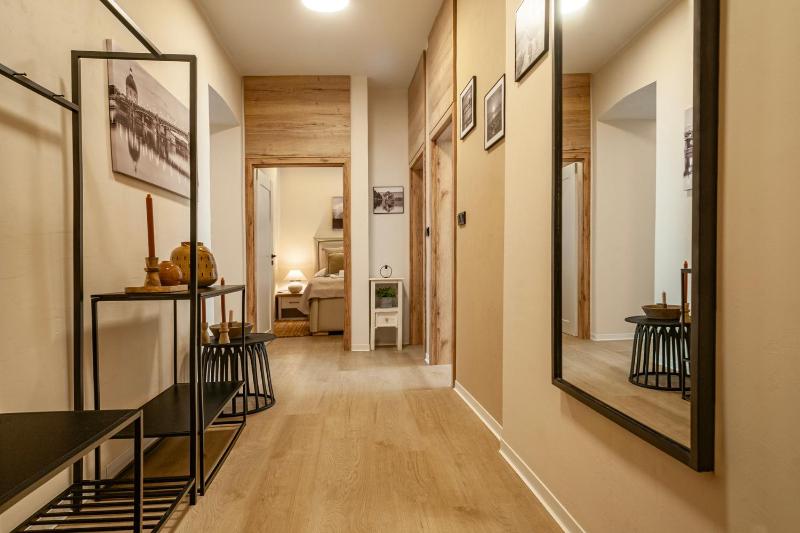 Apartment image 4