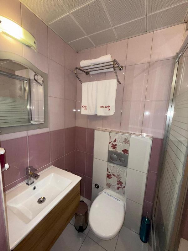 Budget Single Room image 2