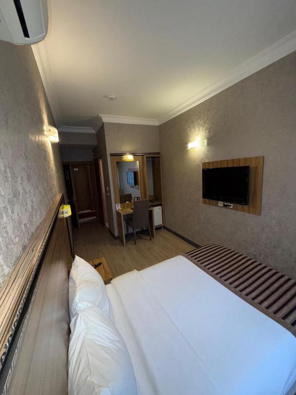 Budget Single Room image 3