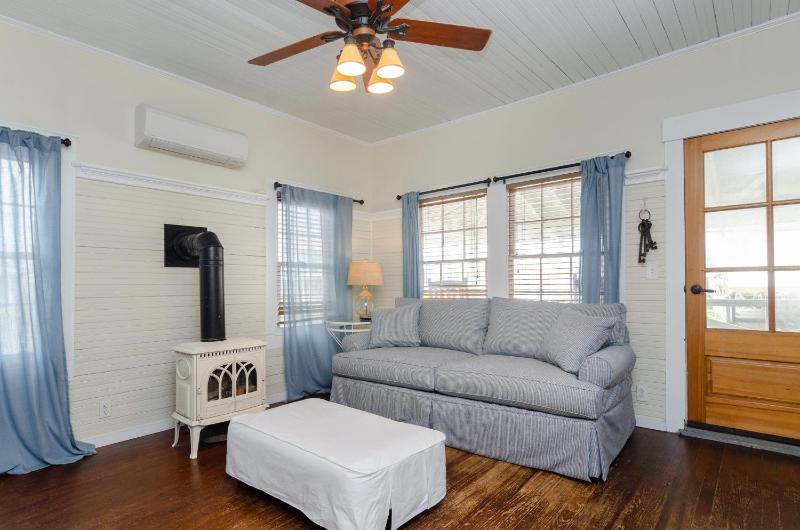 Good Ole Waves by Bryant Real Estate - image 40