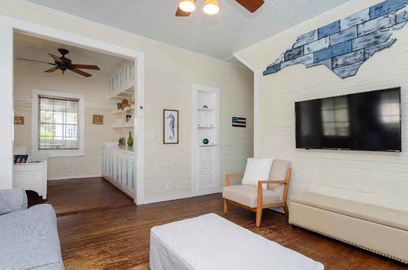 Good Ole Waves by Bryant Real Estate - image 10
