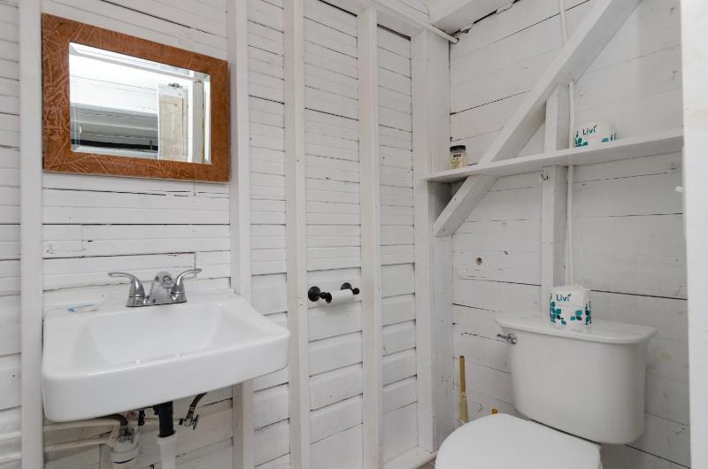 Good Ole Waves by Bryant Real Estate - image 22