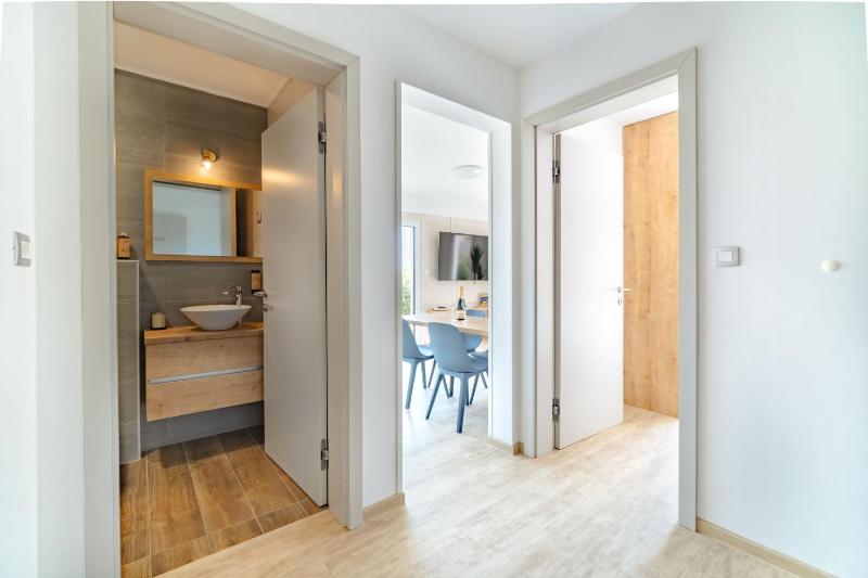 One-Bedroom Apartment with Patio image 4