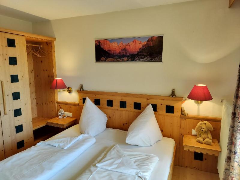 Double Room image 2