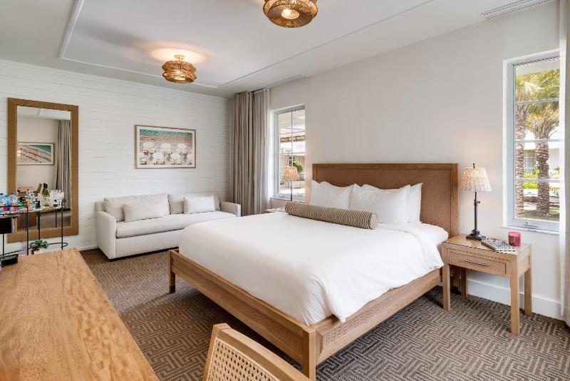 Junior Suite Park View King image 1