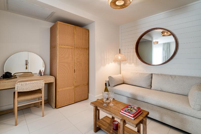  Junior Suite Double Queen image 3