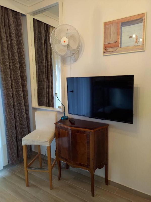 Promenade Apartment With Sea View YR2 - image 15