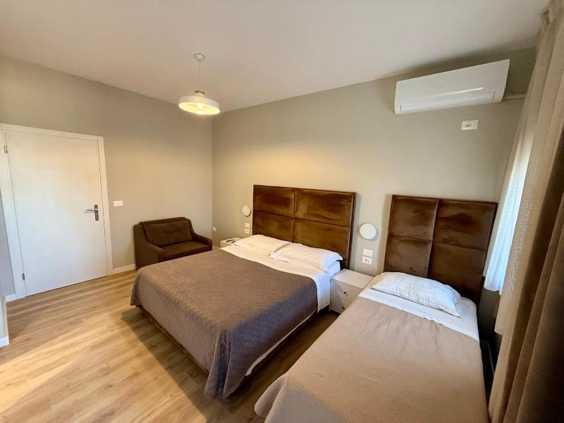 Hotel Dionis Rooms - image 11