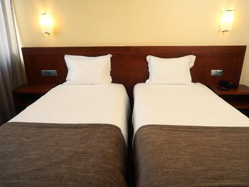Triple Room image 2