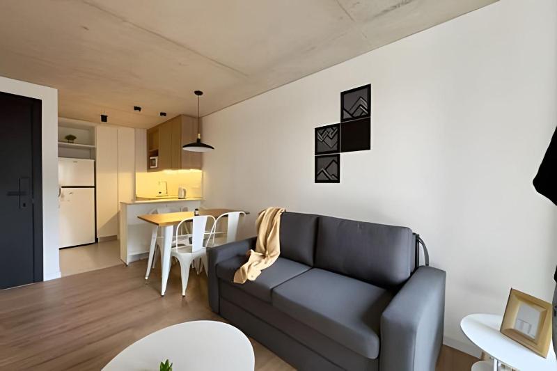 Live Suites - image 8