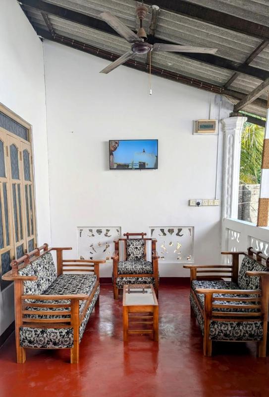 Gokanna Pearl Guest & Hostels - image 20