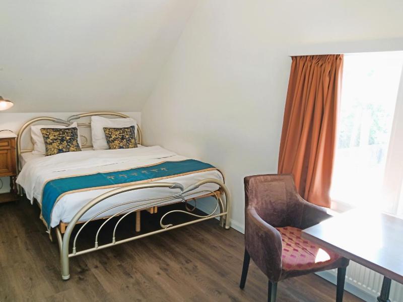 Two-Bedroom Apartment image 4