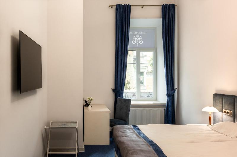 Superior Double Room image 2