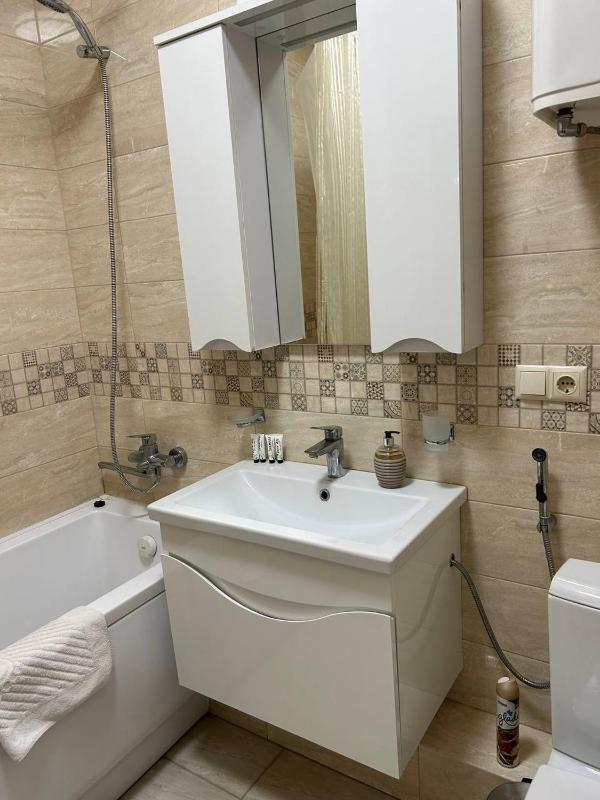 Large Twin Room image 3