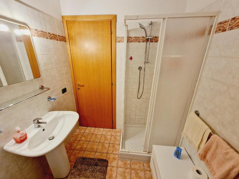 Lisbona Apartment Seconda fila mare Rif A600 - image 13