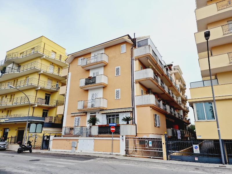 Lisbona Apartment Seconda fila mare Rif A600 - image 9