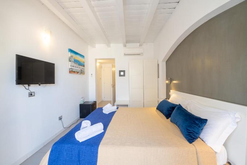 Opera Suite - image 41