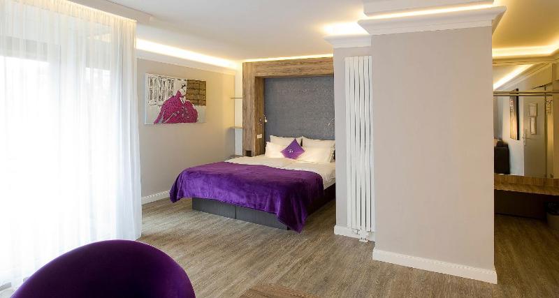 stays business image 3