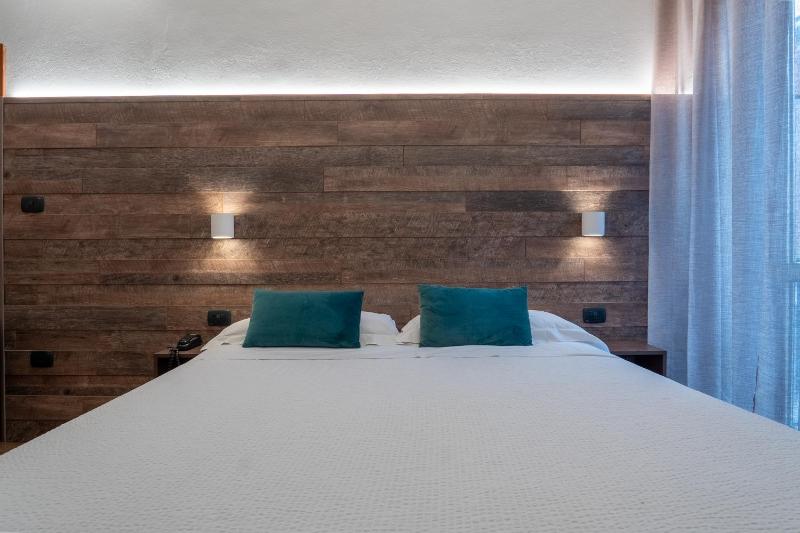 Hotel Italia - image 12