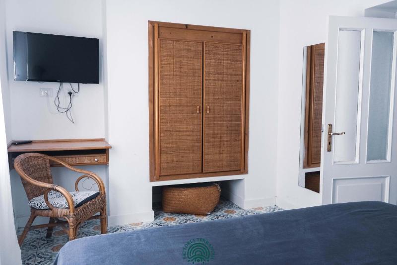 Junior Suite with Sea View image 2