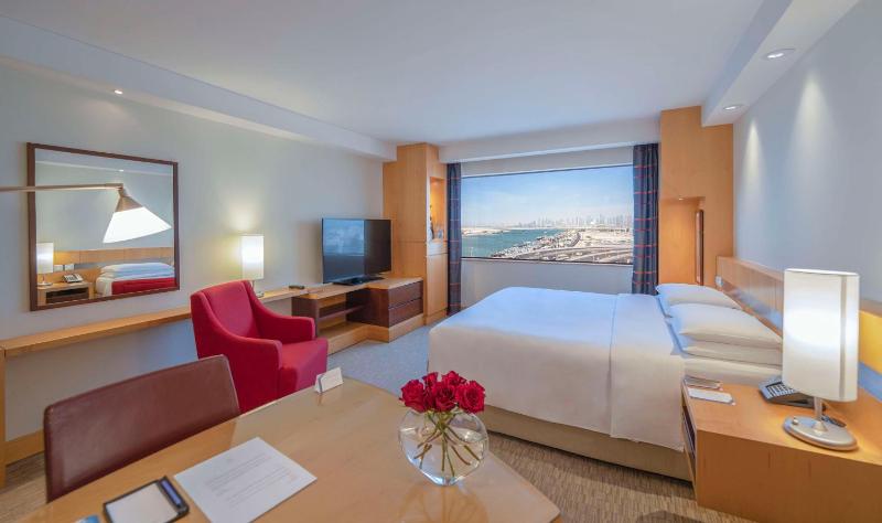 Club King Sea View image 1