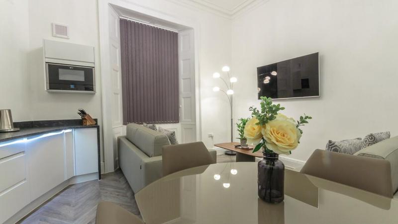 Deluxe Apartment image 4