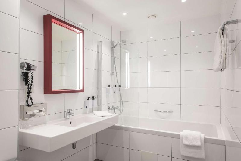 Junior Suite image 3