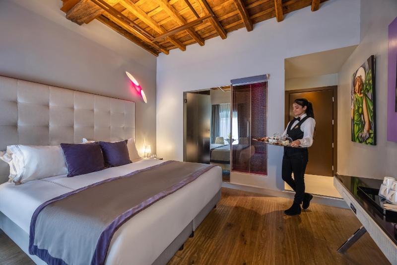 Superior Double or Twin Room image 2