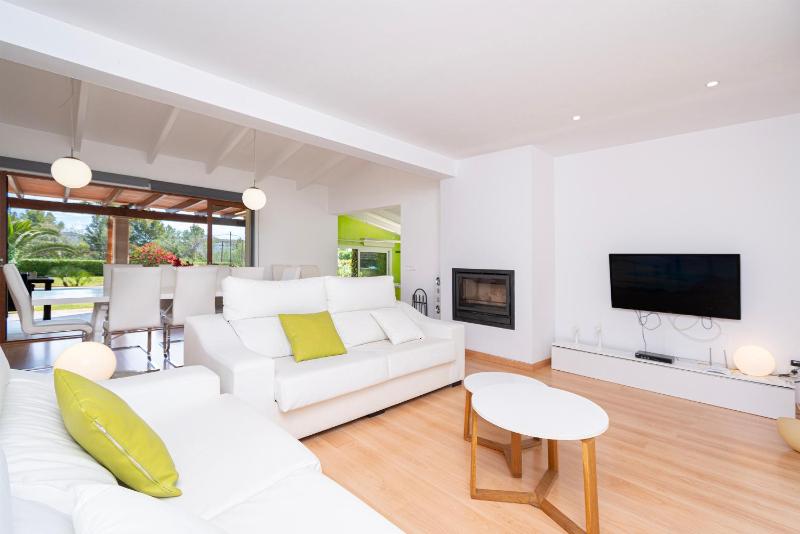 Finca Es Puig Xacons by JS Villas - image 9