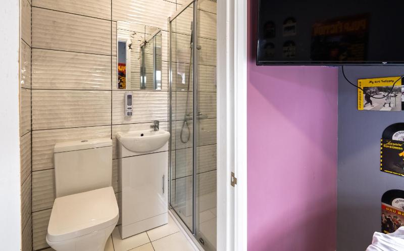 Starbeck Micro Hotel - image 10