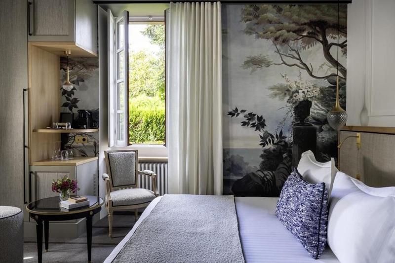 Double Room with Lake View image 1