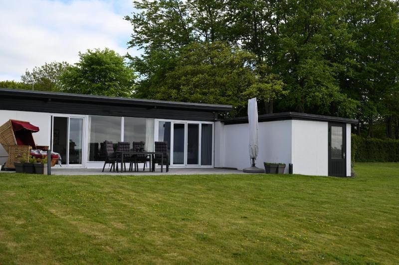 Three-Bedroom House image 2