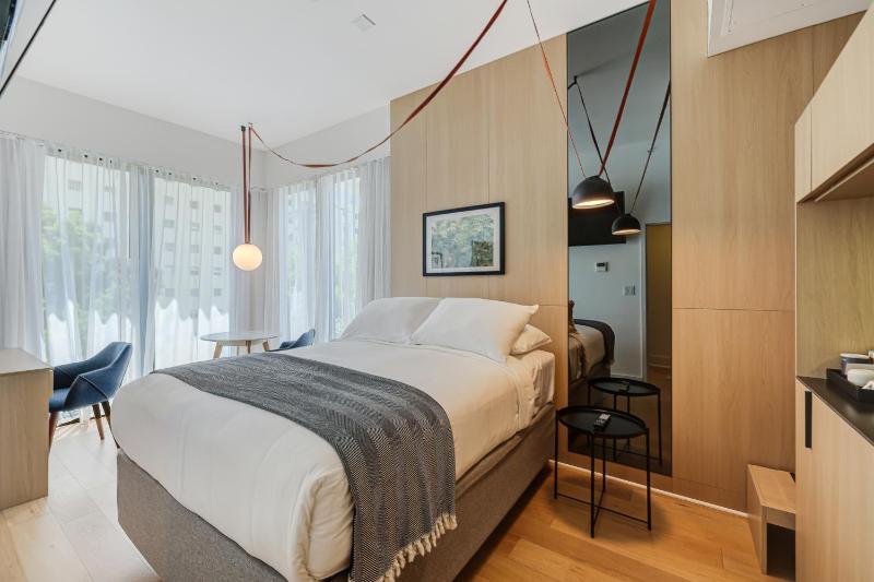 The March Hotel - image 29