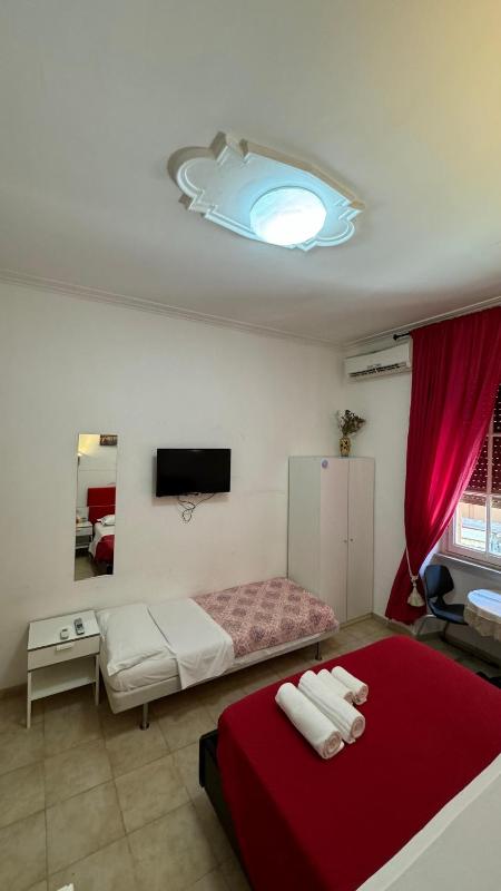 Double Room with Private Bathroom image 1