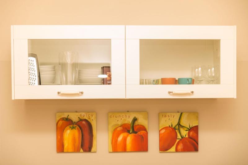 Superior One-Bedroom Apartment image 4