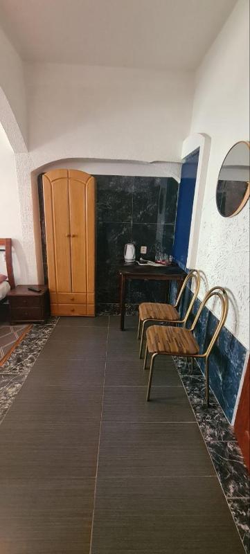 Classic Triple Room image 4