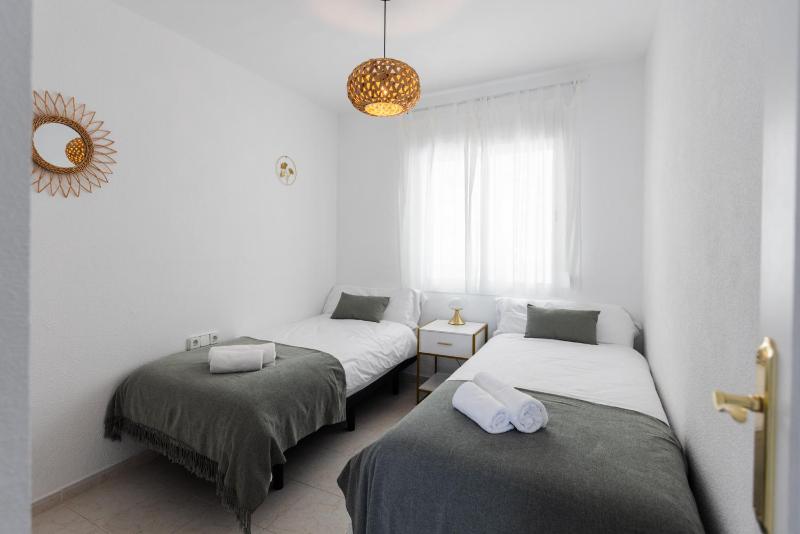 Casa Sunrise - Deluxe house with rooftop 5 pools and panoramic sea views Calpe - image 10