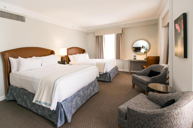 Premier Double Room with Two Double Beds image 1