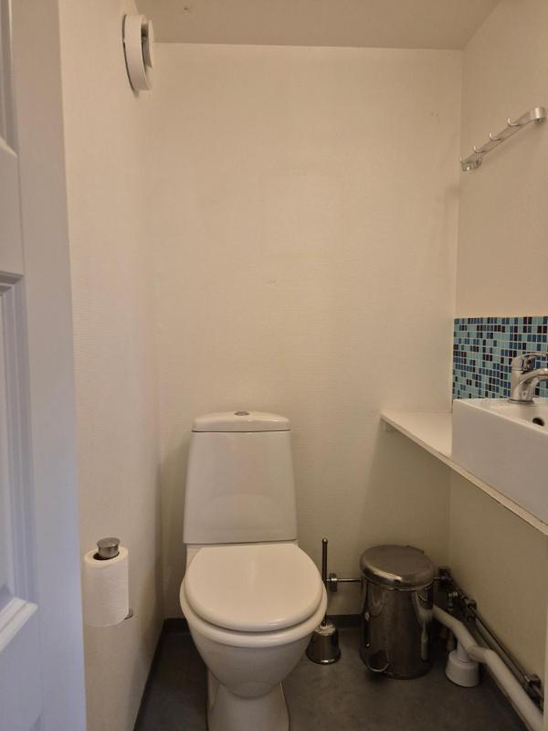 Quadruple Room with Shared Shower image 3