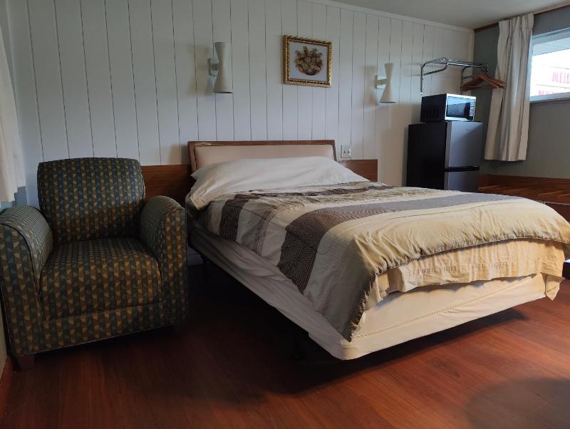 Double Room image 2