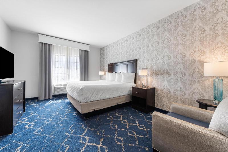 King Room - Non-Smoking image 4