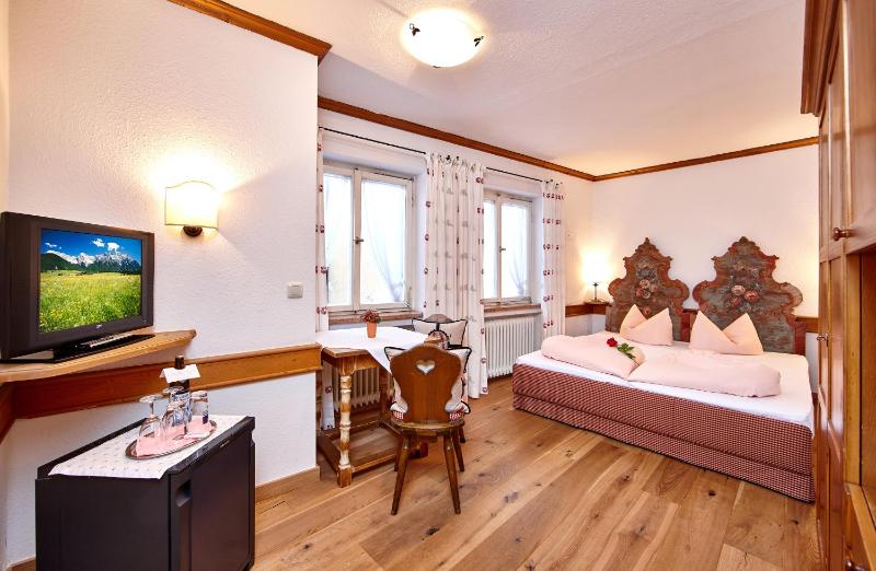Double Room image 1