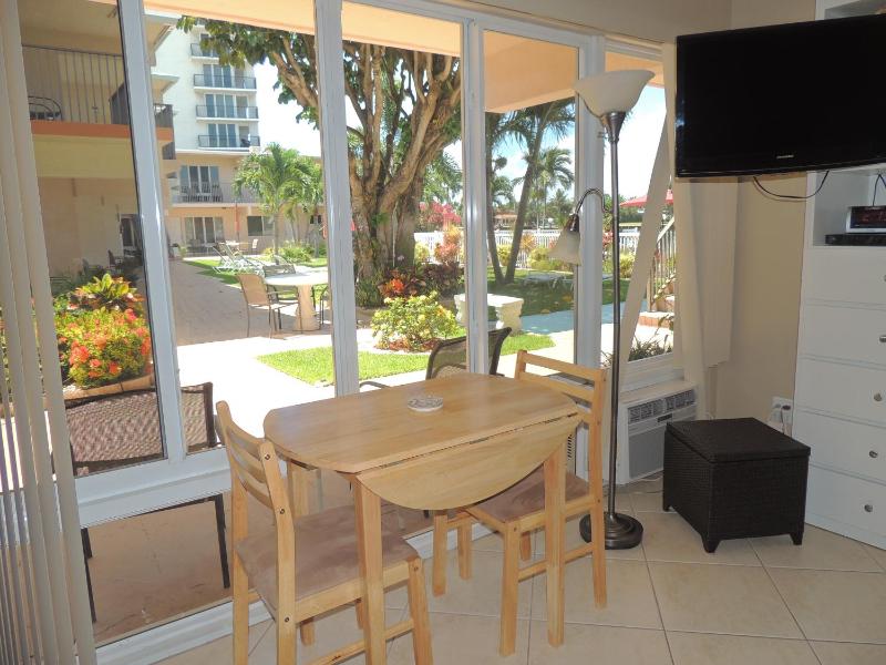 Studio with Intracoastal View image 3